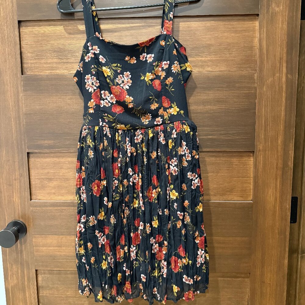 New! Summer Floral Knee-Length Dress